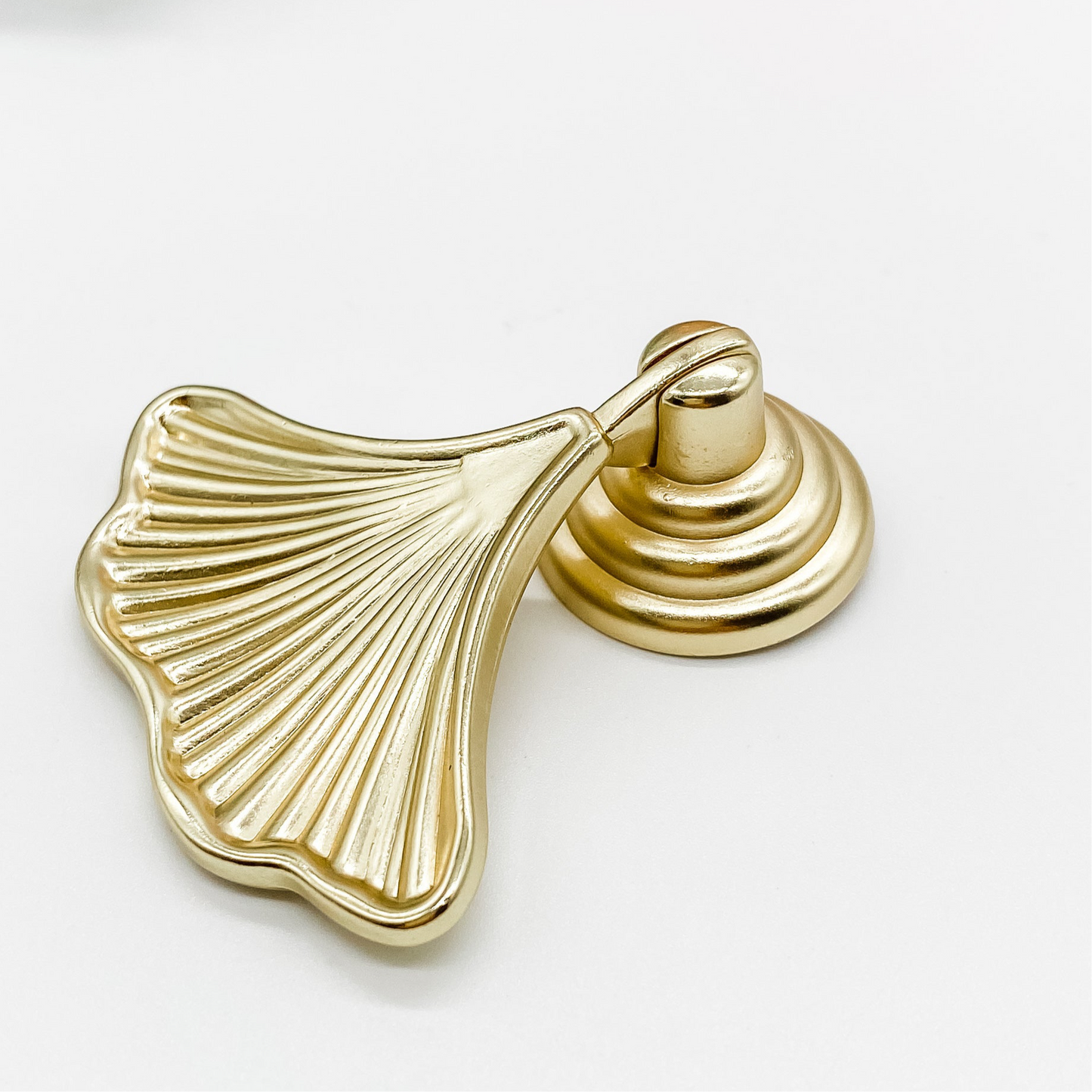 Gold Gingko leaf drawer handle