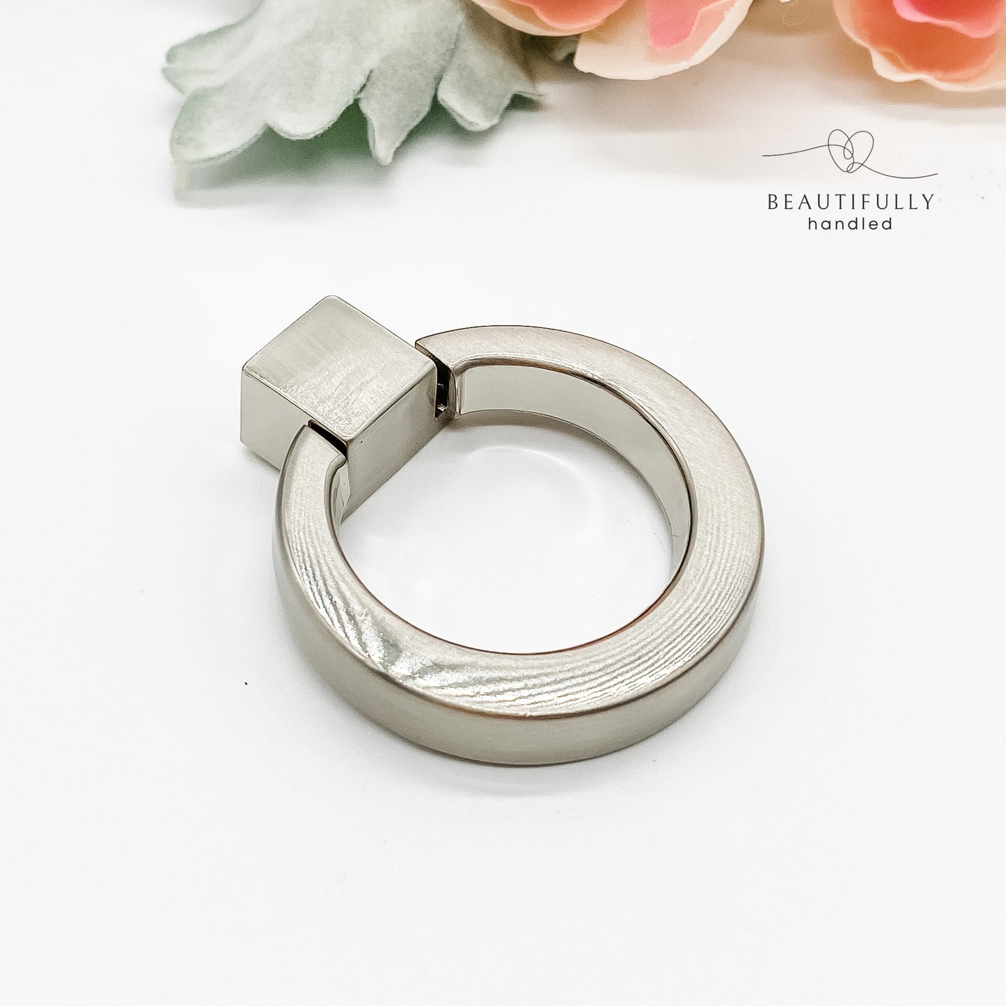 Modern ring pull drawer handle