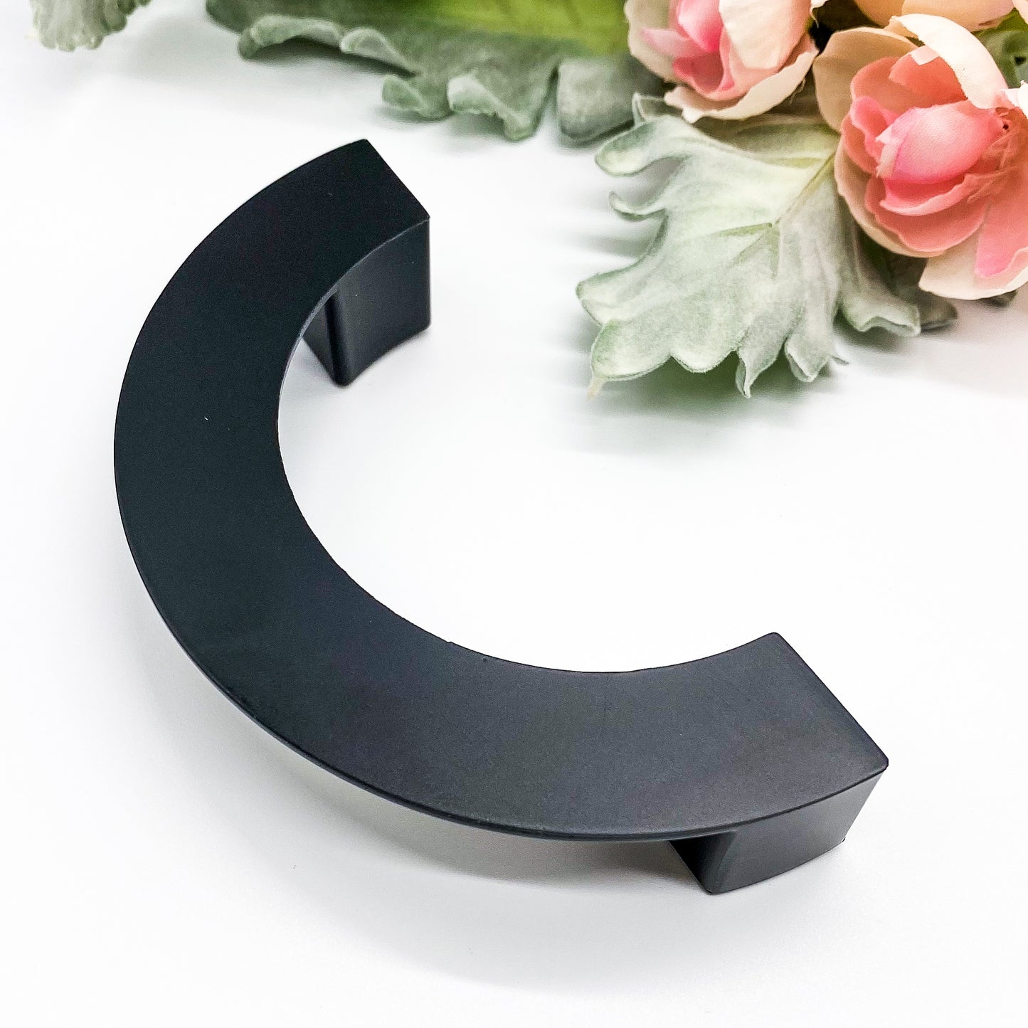 Black Large C-shaped half moon handle