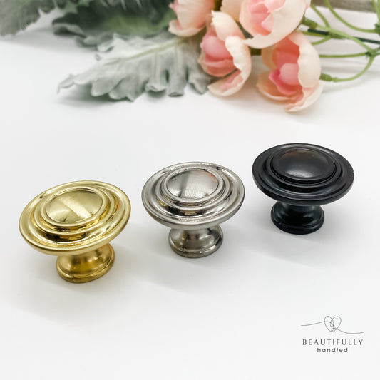 Hamptons Style fancy drawer knob
