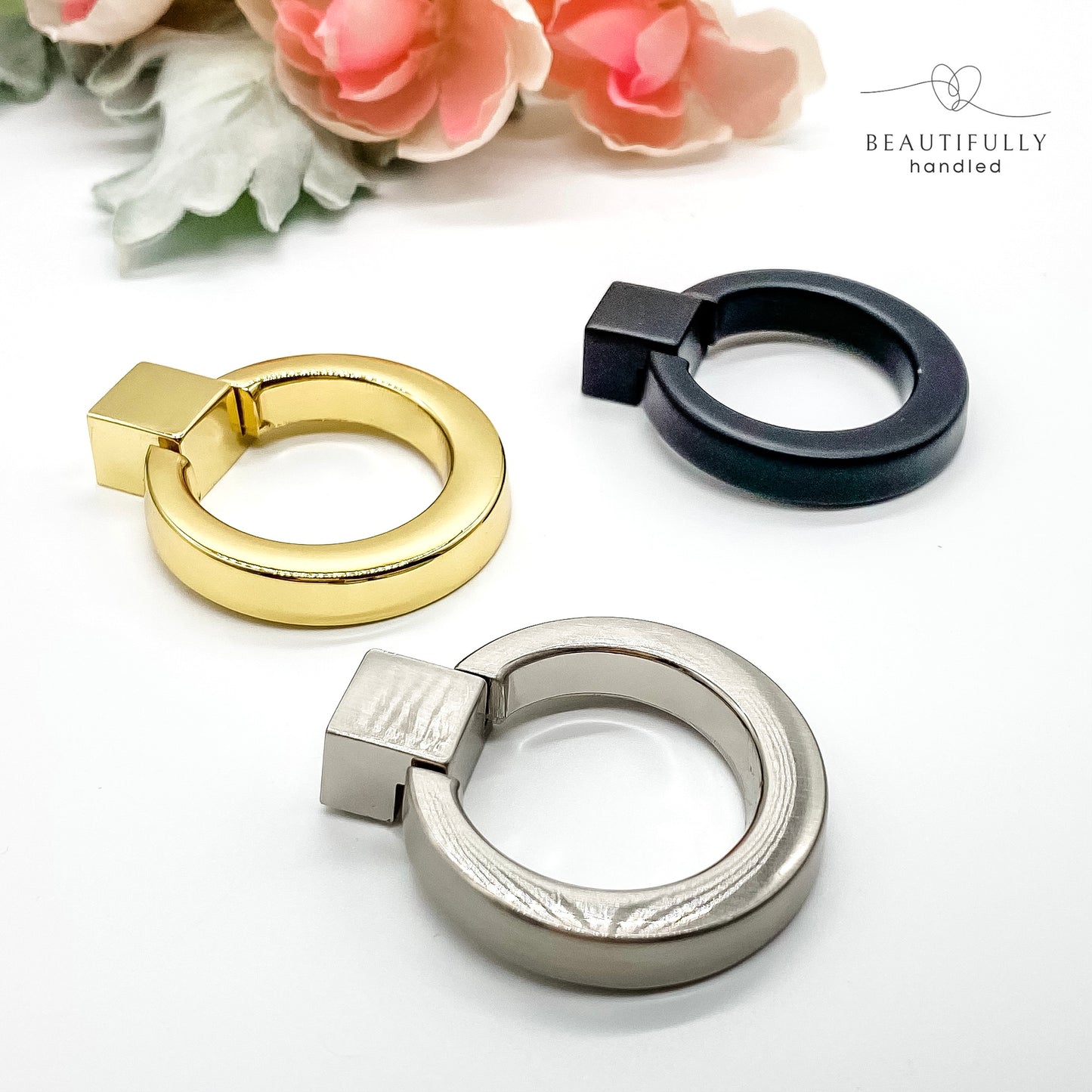 Modern ring pull drawer handle