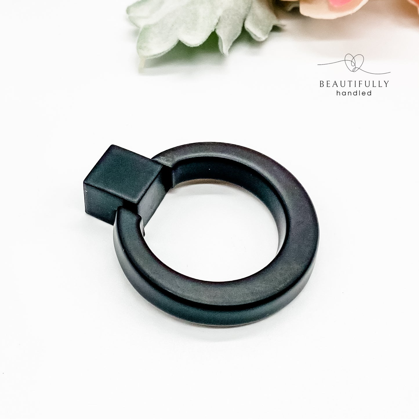 Modern ring pull drawer handle