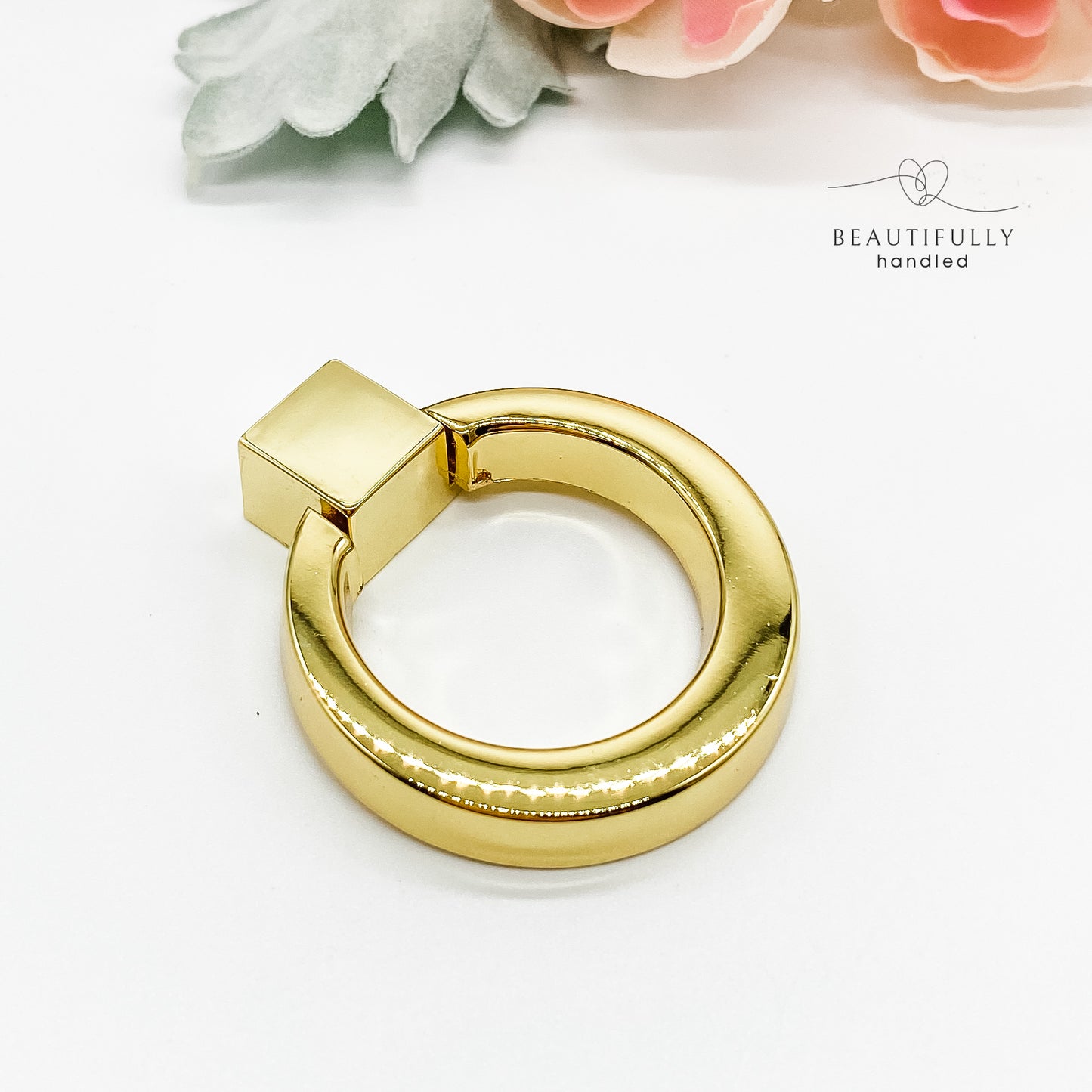 Modern ring pull drawer handle